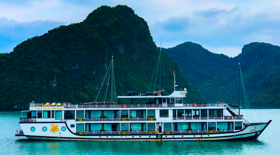 2019 Asian Adventure: Halong Bay Cruise