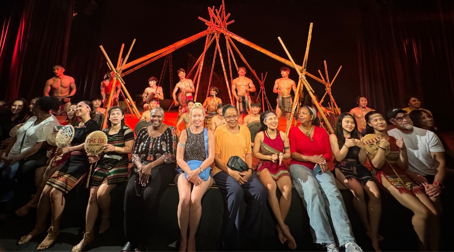 RAWRA with the cast of Teh Dar in Hoi An 